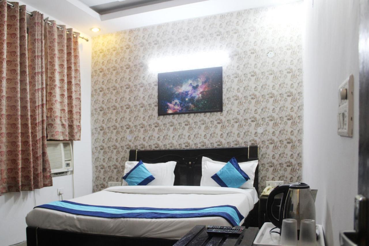 Hotel Trio Residency Near Noida City Center Luaran gambar