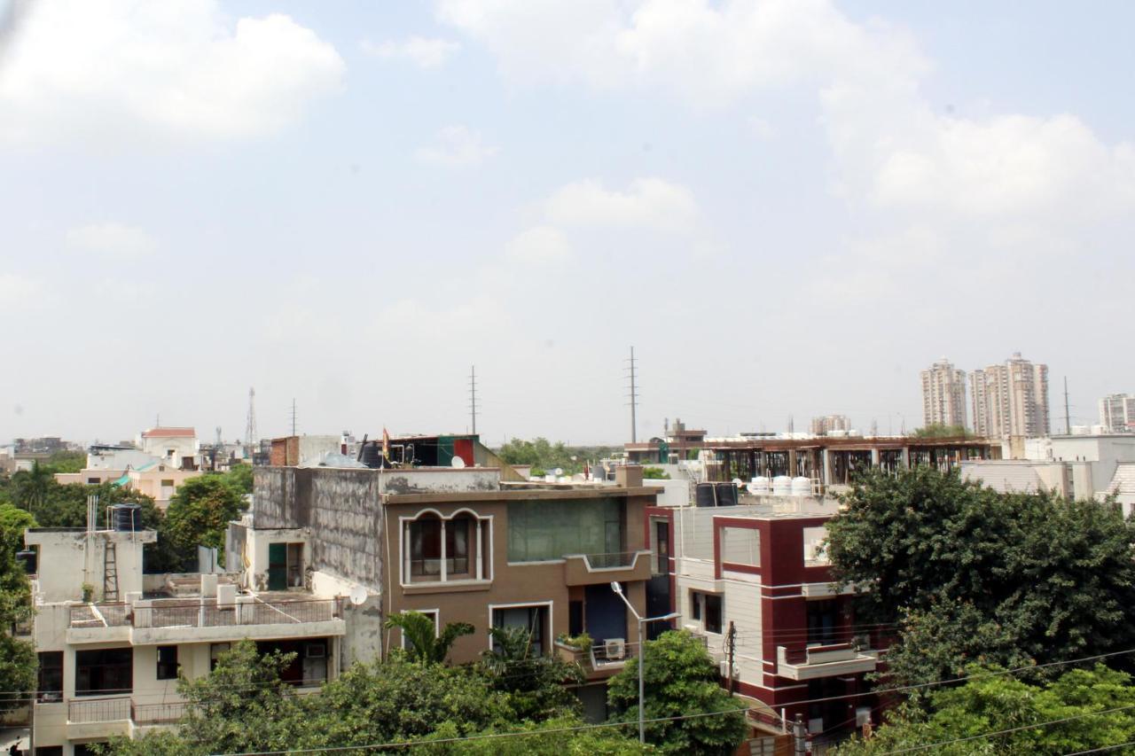 Hotel Trio Residency Near Noida City Center Luaran gambar