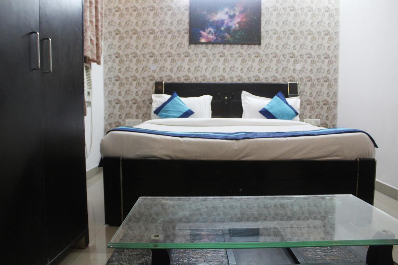 Hotel Trio Residency Near Noida City Center Luaran gambar